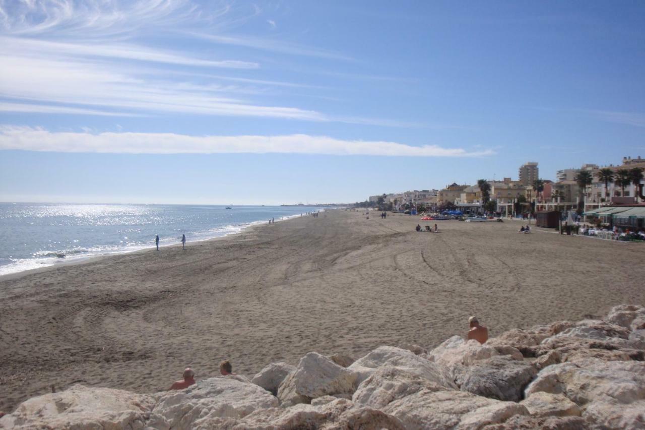 Apartamento Carihuela Beach & Sun توريمولينوس المظهر الخارجي الصورة
